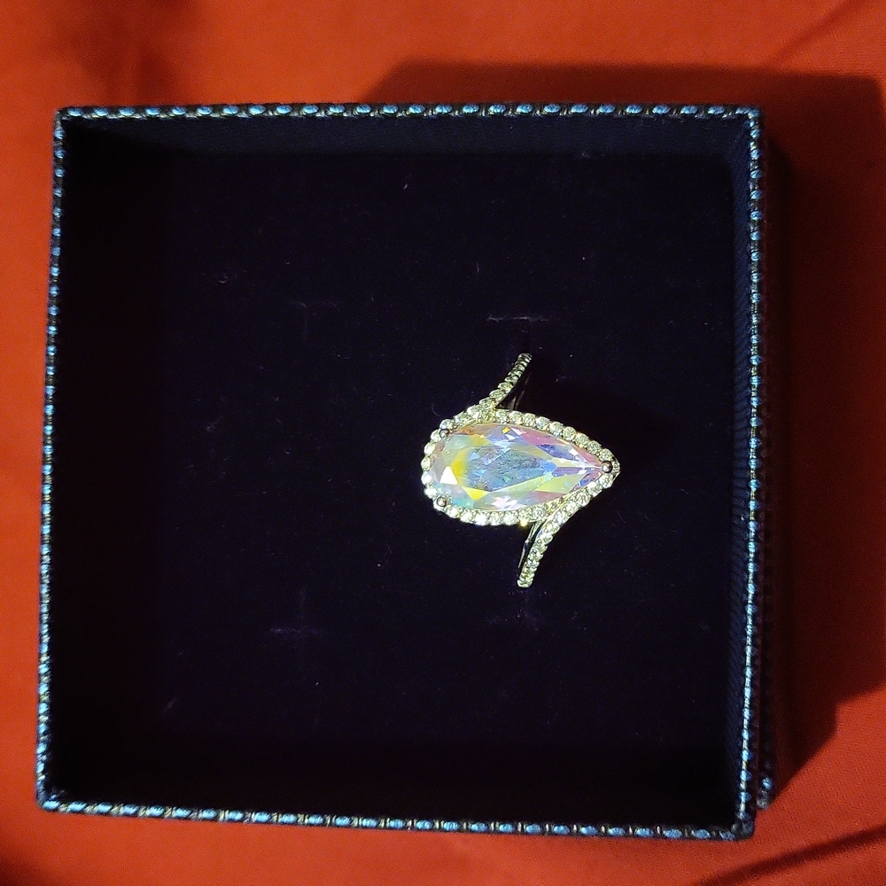 Ring - Picture 2 of 2